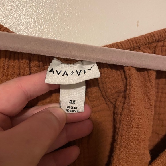 EUC Ava & Viv linen shirt - Picture 2 of 2